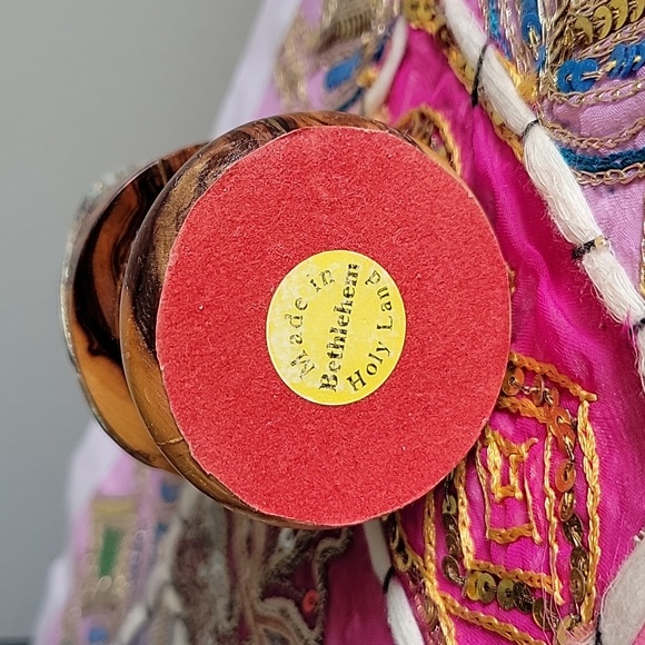 Jesus On Cross With Abalone Background. Made In Holy Land. 4" Tall  2"Wide. - Picture 3 of 4